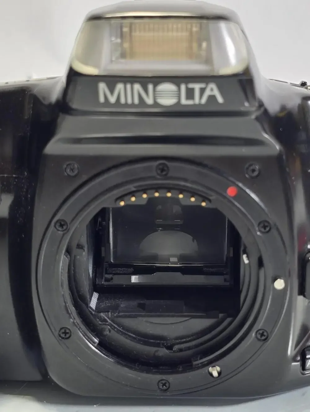 Minolta Maxxum 300si 35mm SLR Film Camera Body Only Autofocus Tested